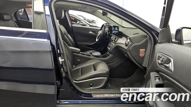 Mercedes-Benz GLA-Class 2018 — фото 17