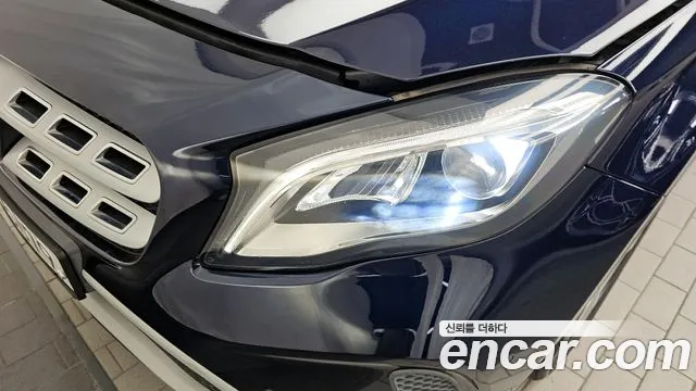 Mercedes-Benz GLA-Class 2018 — фото 8