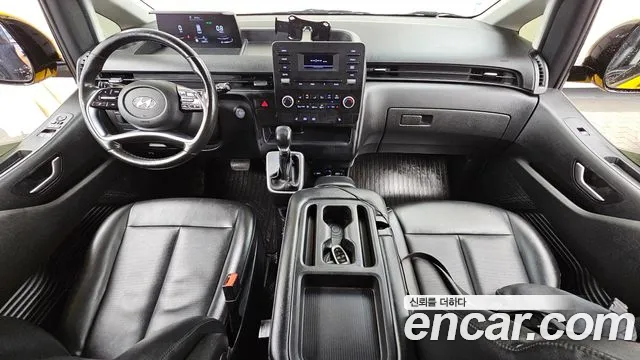 Hyundai Staria 2022 — фото 10