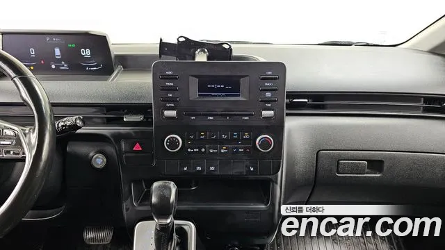 Hyundai Staria 2022 — фото 20