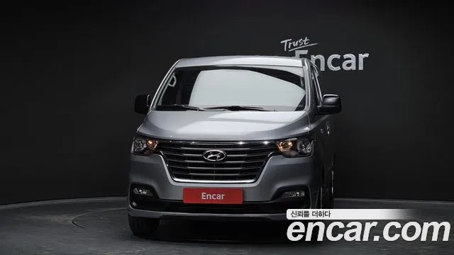 Hyundai Starex 2018 — фото 3