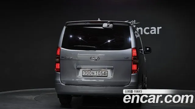 Hyundai Starex 2018 — фото 4