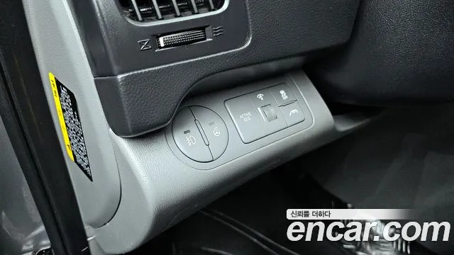 Hyundai Starex 2018 — фото 19