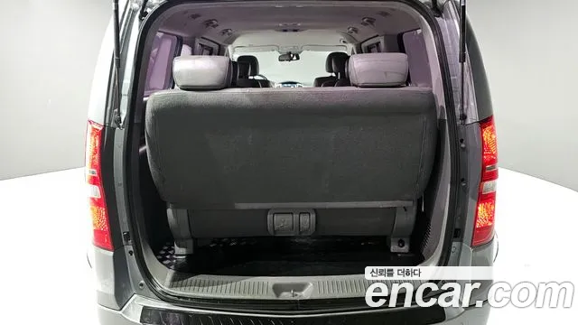 Hyundai Starex 2018 — фото 20