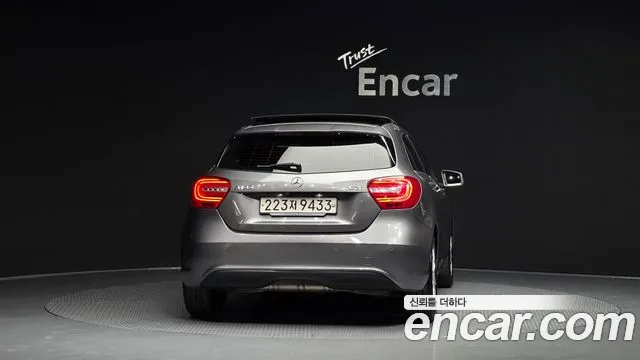 Mercedes-Benz A-Class 2015 — фото 4