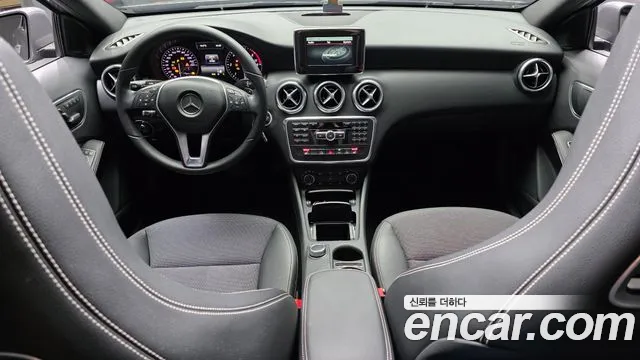 Mercedes-Benz A-Class 2015 — фото 7