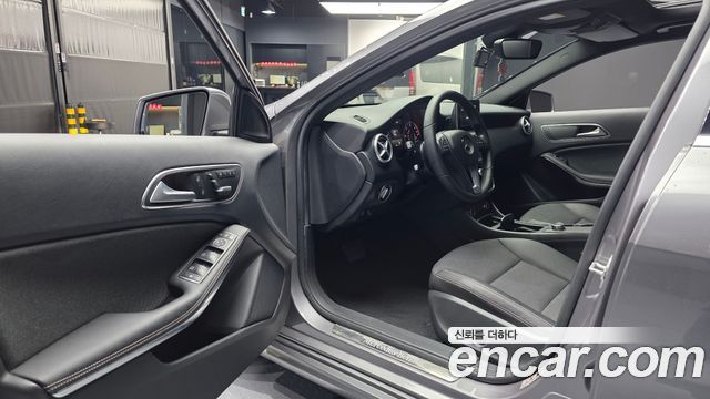 Mercedes-Benz A-Class 2015 — фото 10