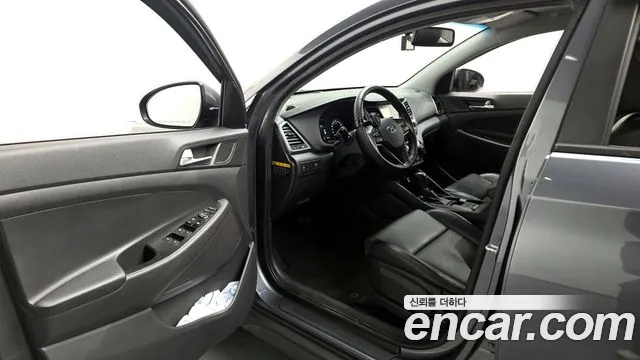 Hyundai Tucson 2016 — фото 10