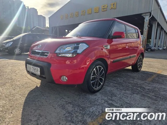 Kia Soul 2010 — фото 2