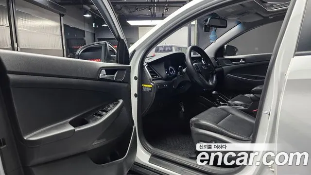 Hyundai Tucson 2018 — фото 13