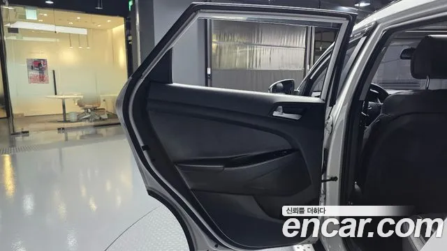 Hyundai Tucson 2018 — фото 15