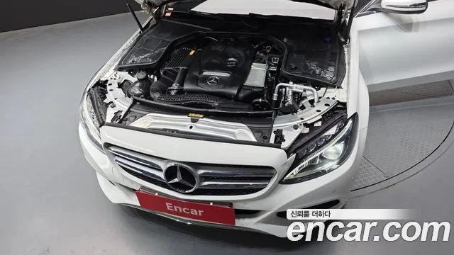 Mercedes-Benz C-Class 2018 — фото 10