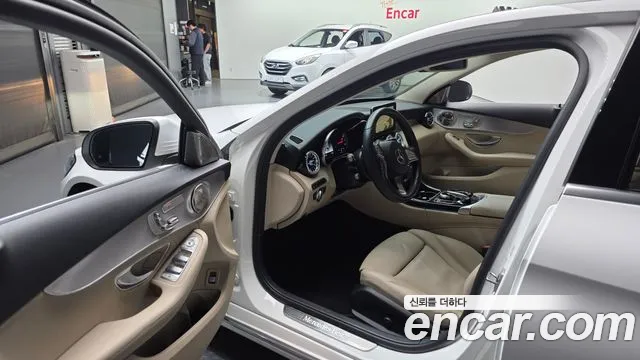 Mercedes-Benz C-Class 2018 — фото 13
