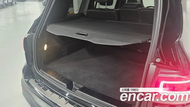 Mercedes-Benz EQB 2023 — фото 10