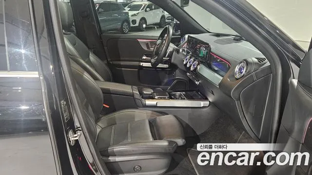Mercedes-Benz EQB 2023 — фото 18