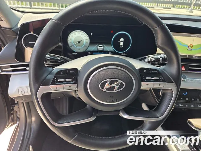 Hyundai AVANTE 2021 — фото 12