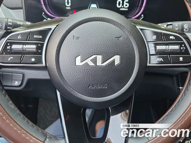 Kia Seltos 2024 — фото 12