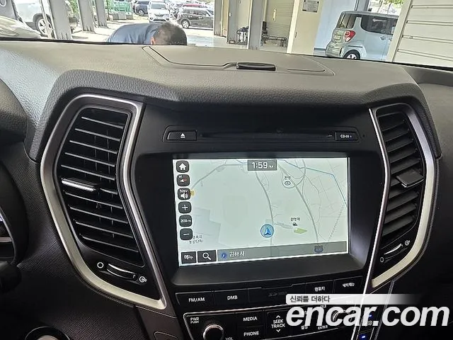Hyundai Santafe 2016 — фото 12