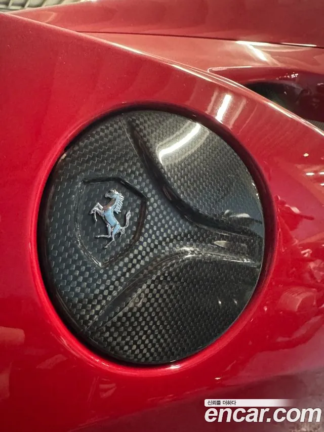 Ferrari 488 2017 — фото 10