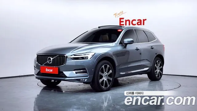 Volvo XC60 2021 — фото 1