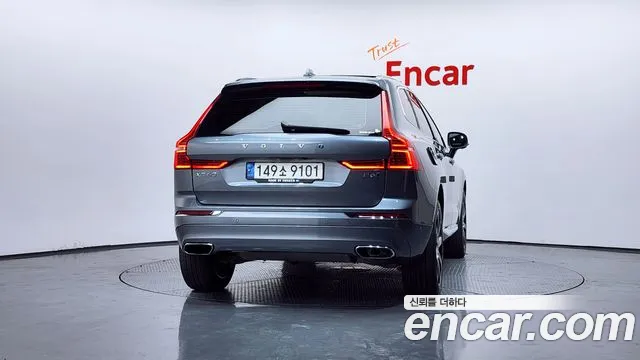 Volvo XC60 2021 — фото 4