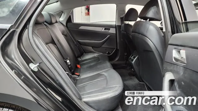 Hyundai Sonata 2019 — фото 11