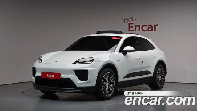 Porsche Macan 2025 — фото 1