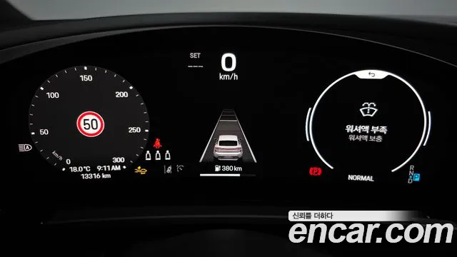 Porsche Macan 2025 — фото 11