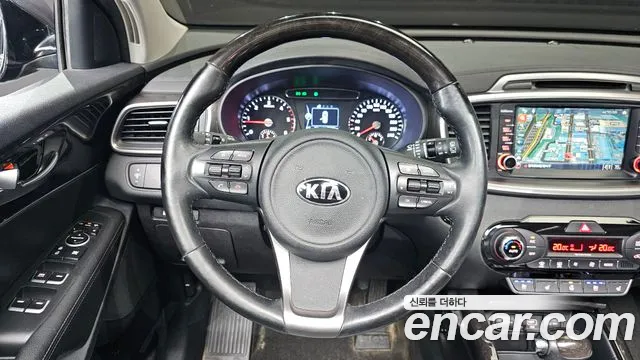 Kia Sorento 2015 — фото 13