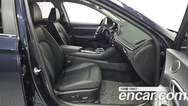 Hyundai Sonata 2020 — фото 10