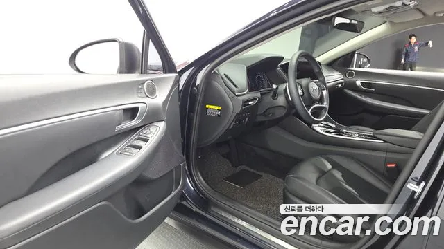Hyundai Sonata 2020 — фото 11