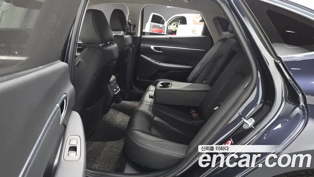 Hyundai Sonata 2020 — фото 12