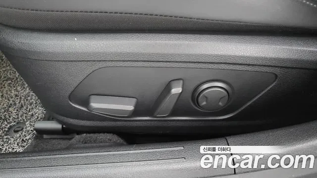 Hyundai Sonata 2020 — фото 18
