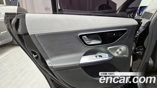 Mercedes-Benz EQE 2023 — фото 15