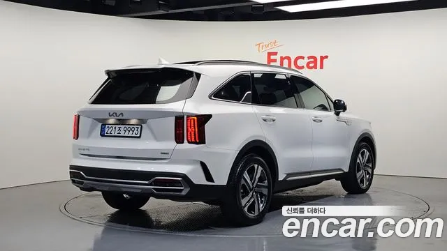 Kia Sorento 2023 — фото 2