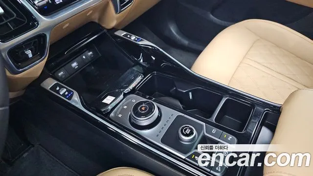 Kia Sorento 2023 — фото 9