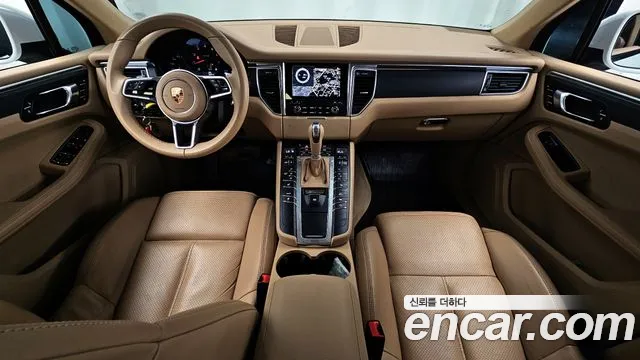 Porsche Macan 2017 — фото 7