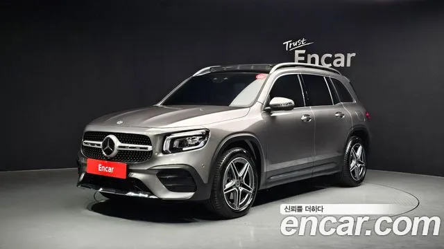 Mercedes-Benz GLB-Class 2023 — фото 1