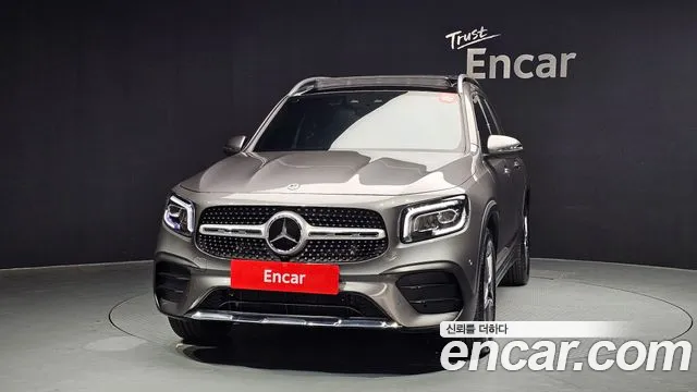 Mercedes-Benz GLB-Class 2023 — фото 3