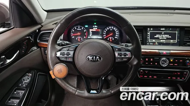 Kia K7 2016 — фото 13
