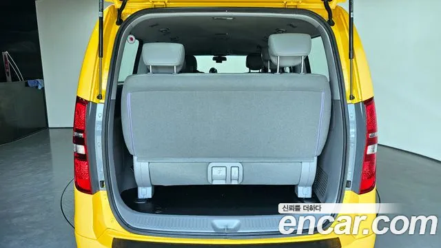 Hyundai Starex 2019 — фото 20