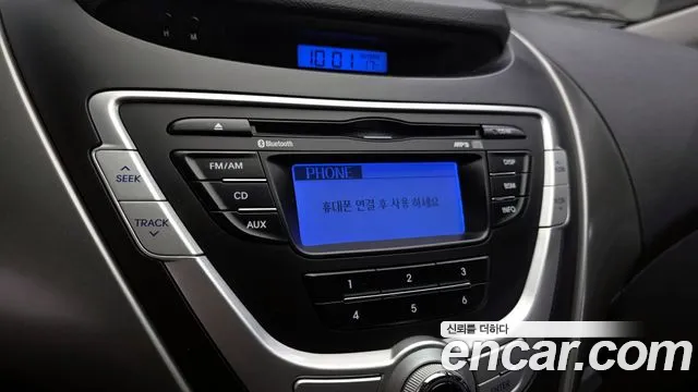 Hyundai AVANTE 2012 — фото 15