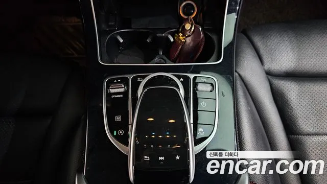 Mercedes-Benz GLC-Class 2017 — фото 19