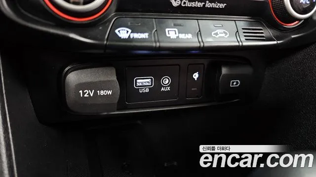 Hyundai Veloster 2020 — фото 16