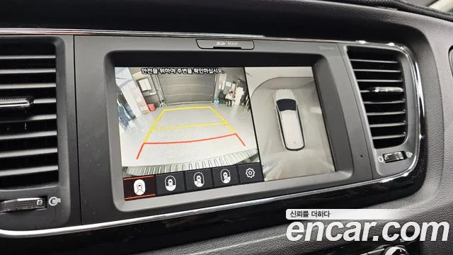 Kia Canival 2019 — фото 15