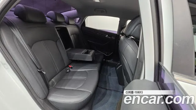Hyundai Sonata 2015 — фото 17
