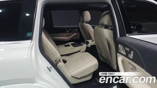 Mercedes-Benz GLS-Class 2022 — фото 17