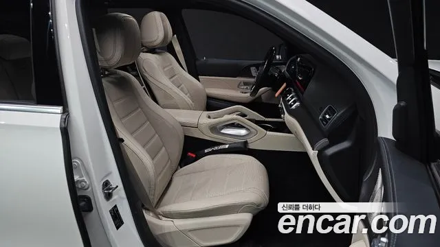 Mercedes-Benz GLS-Class 2022 — фото 18