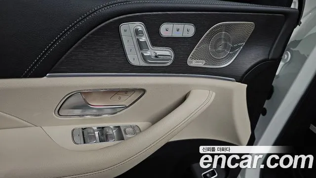 Mercedes-Benz GLS-Class 2022 — фото 7