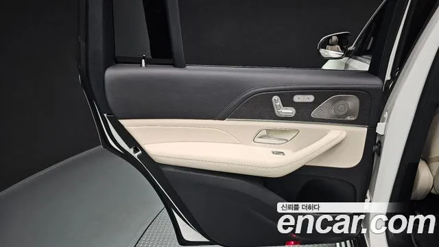 Mercedes-Benz GLS-Class 2022 — фото 15